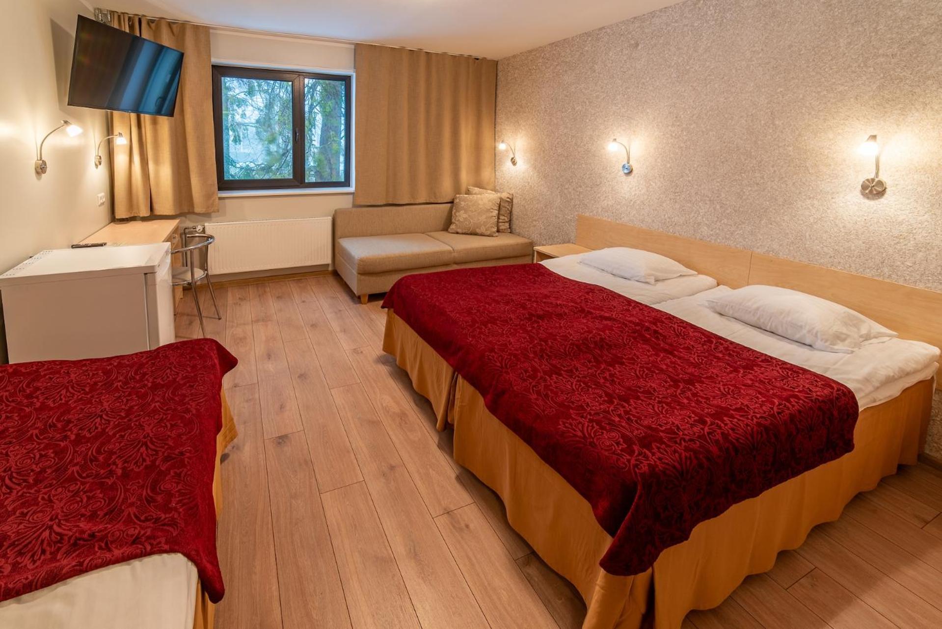 Hotel Karupesa Отепяе Екстер'єр фото