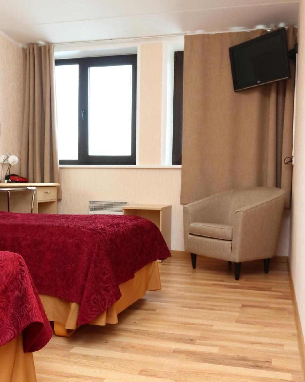 Hotel Karupesa Отепяе Екстер'єр фото