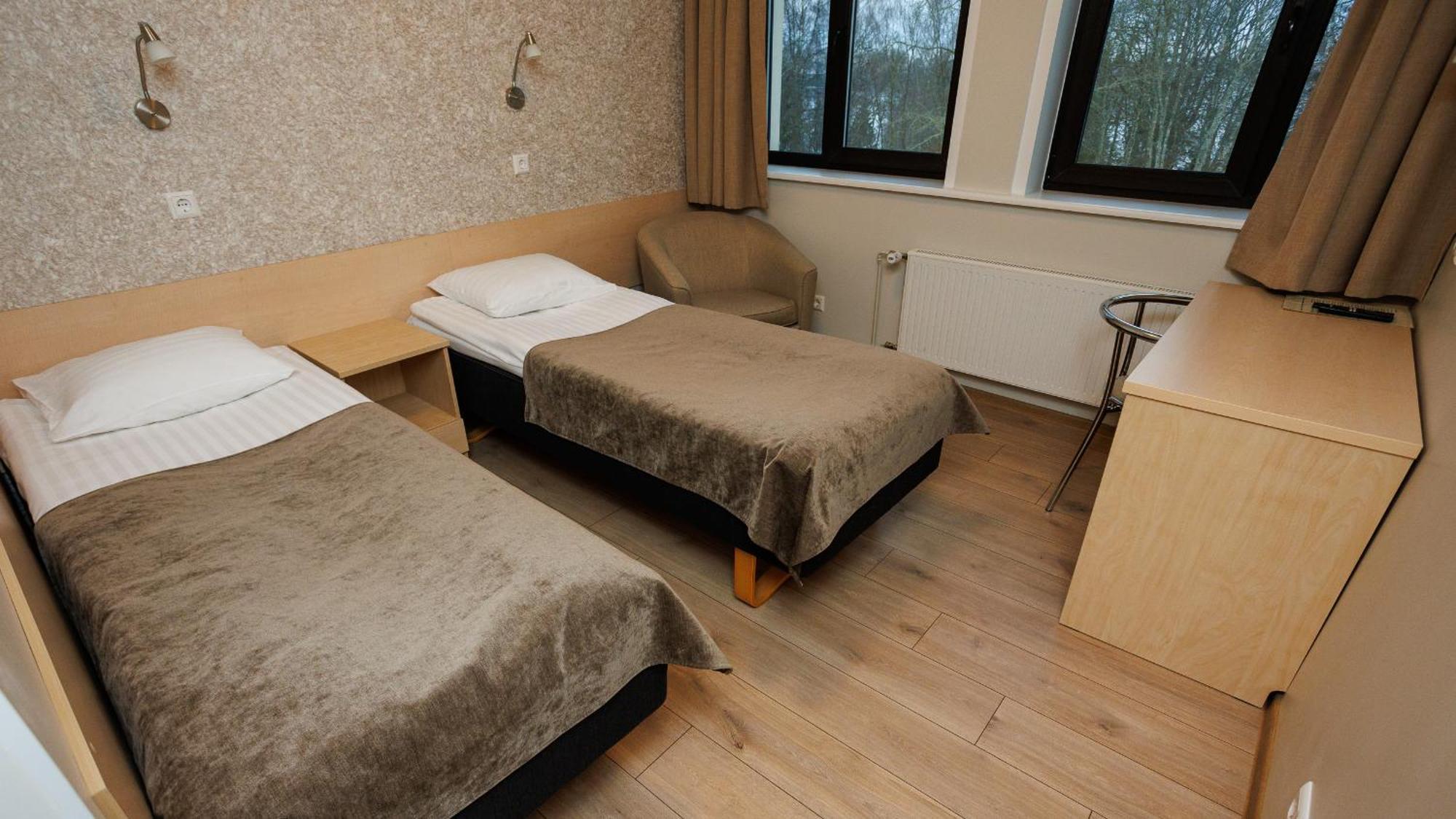 Hotel Karupesa Отепяе Екстер'єр фото