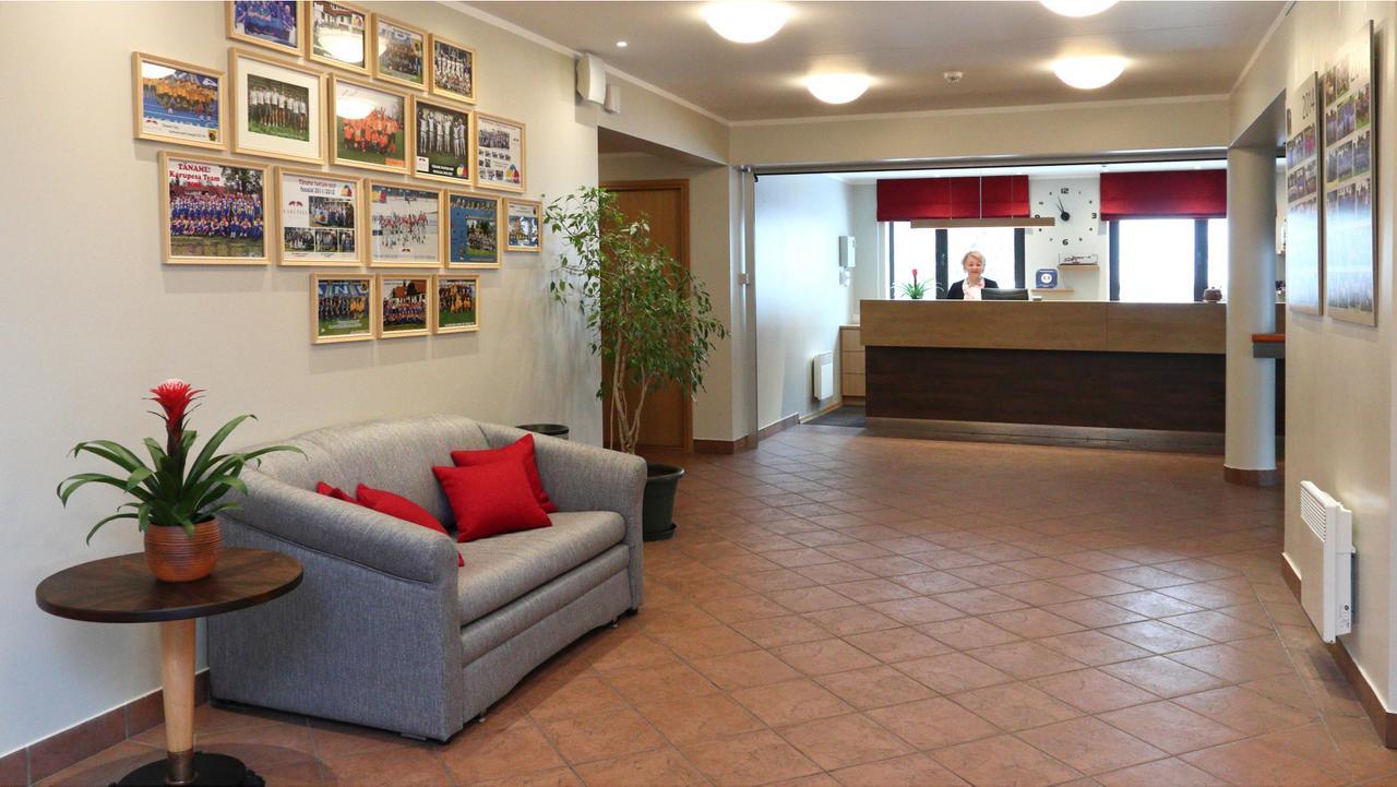 Hotel Karupesa Отепяе Екстер'єр фото