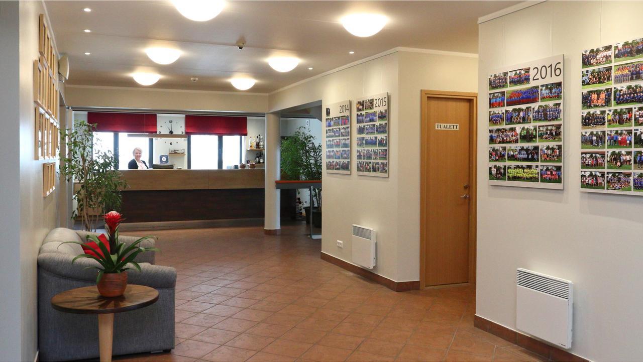 Hotel Karupesa Отепяе Екстер'єр фото