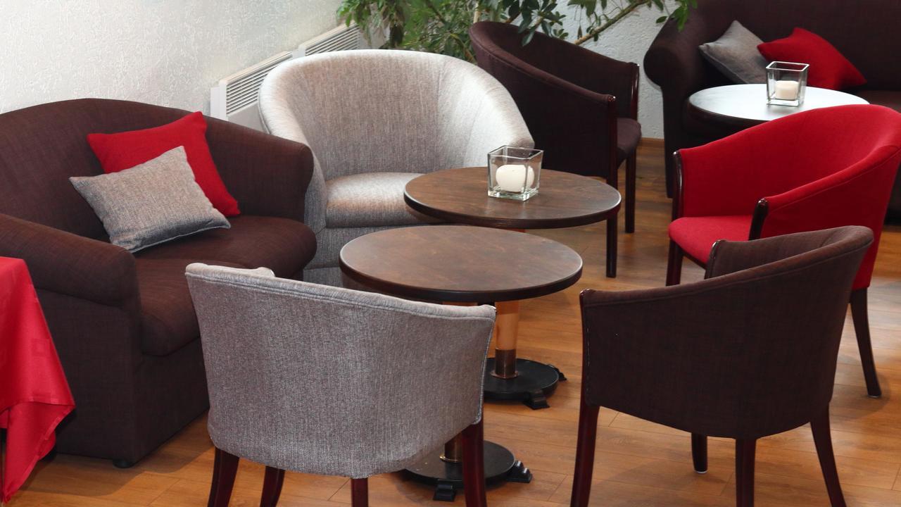 Hotel Karupesa Отепяе Екстер'єр фото